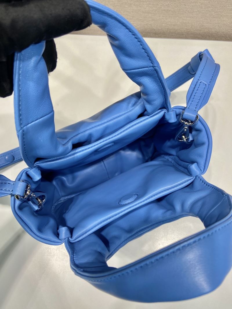 Pra*a tote bags